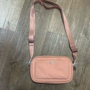 Lululemon Crossbody Camera Bag 2L